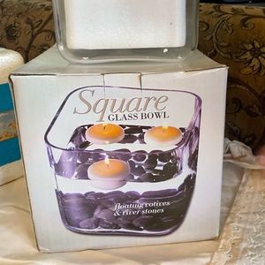 Square glass bowl(floating votives & river stones with candles)